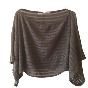 EASEL WOMEN'S DARK TAUPE BATWING TOP SIZE S